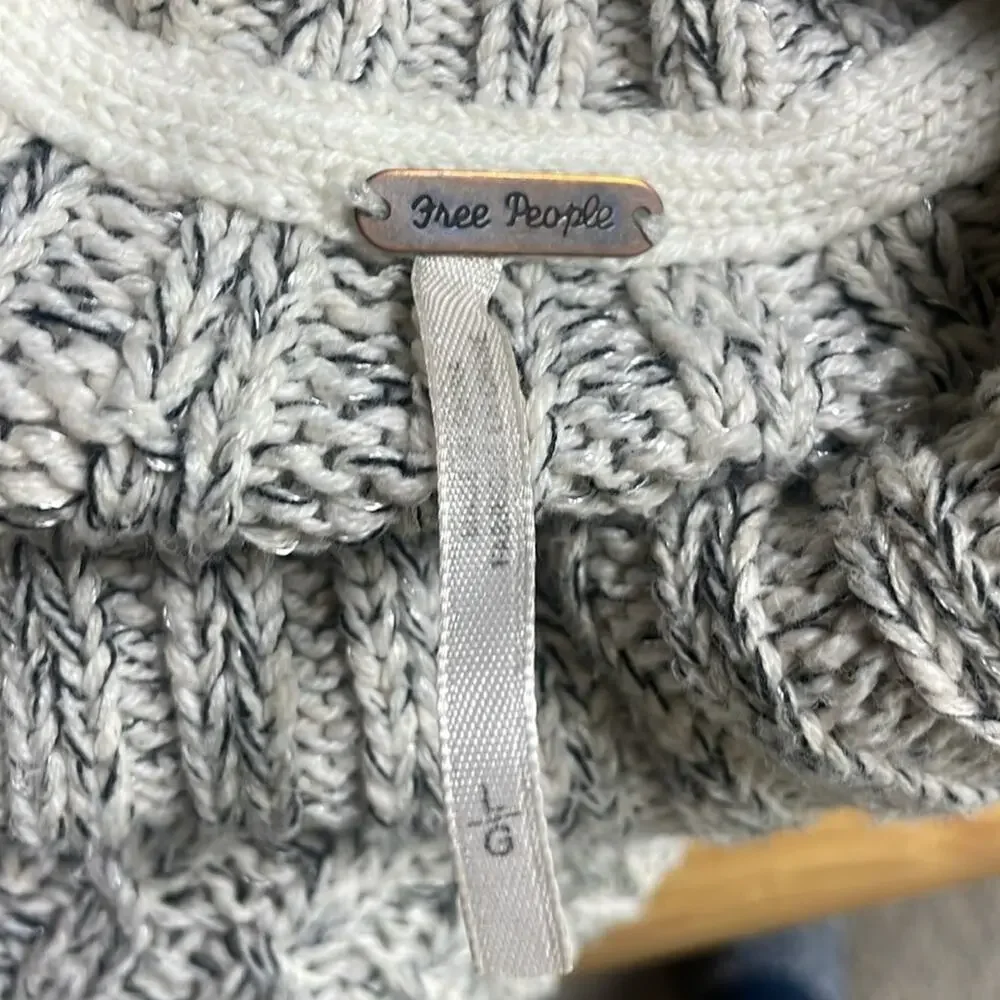 Free People Marled Ivory Twisted Cable Cropped Turtleneck Sweater women's L